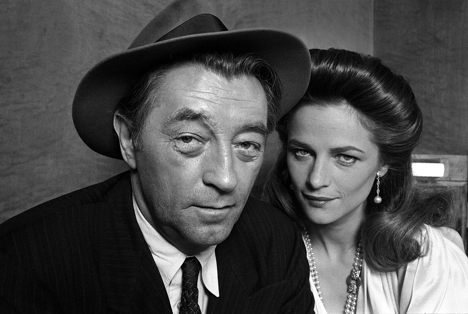 Robert Mitchum, Charlotte Rampling 04