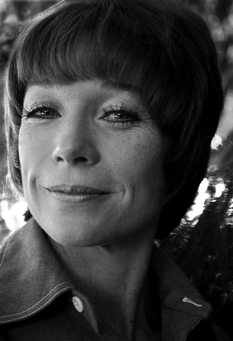 Shirley MacLaine 04