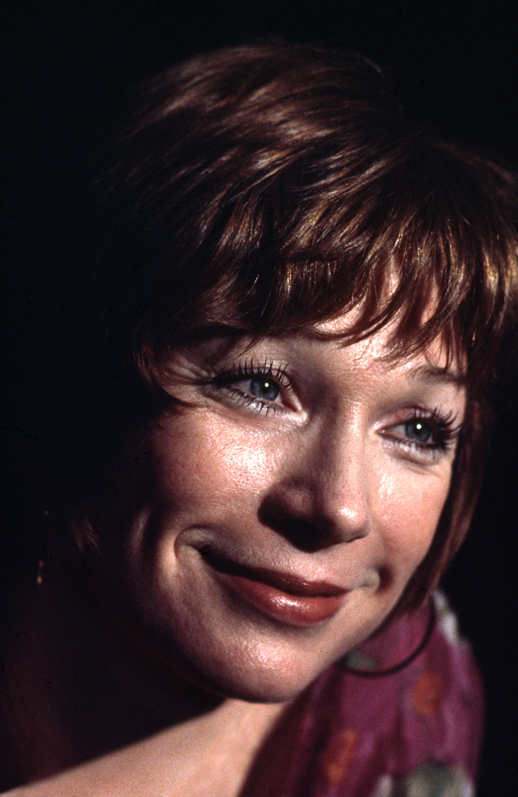 Shirley MacLaine 12