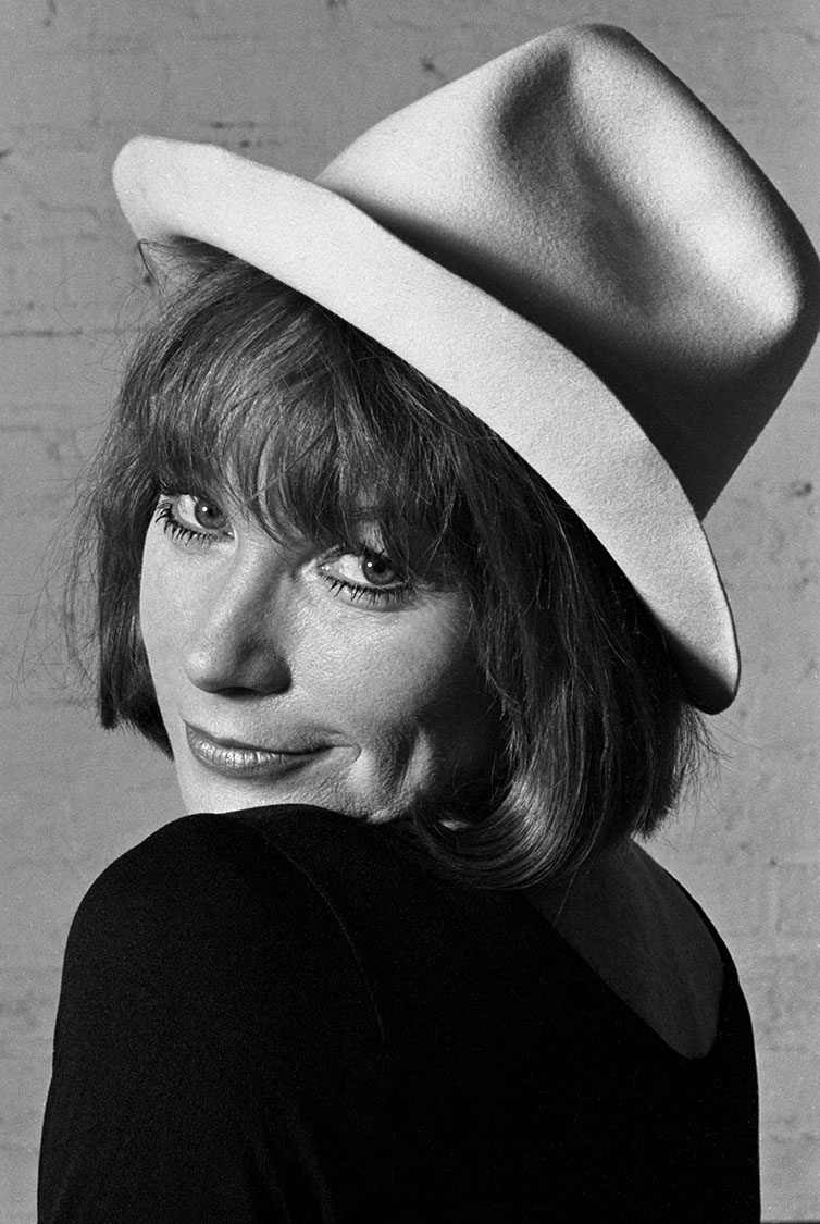 Shirley MacLaine 02