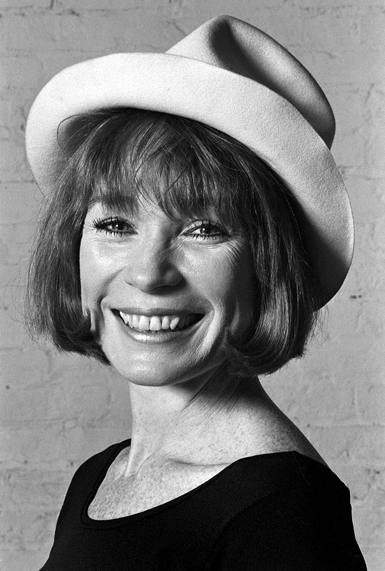 Shirley MacLaine 43