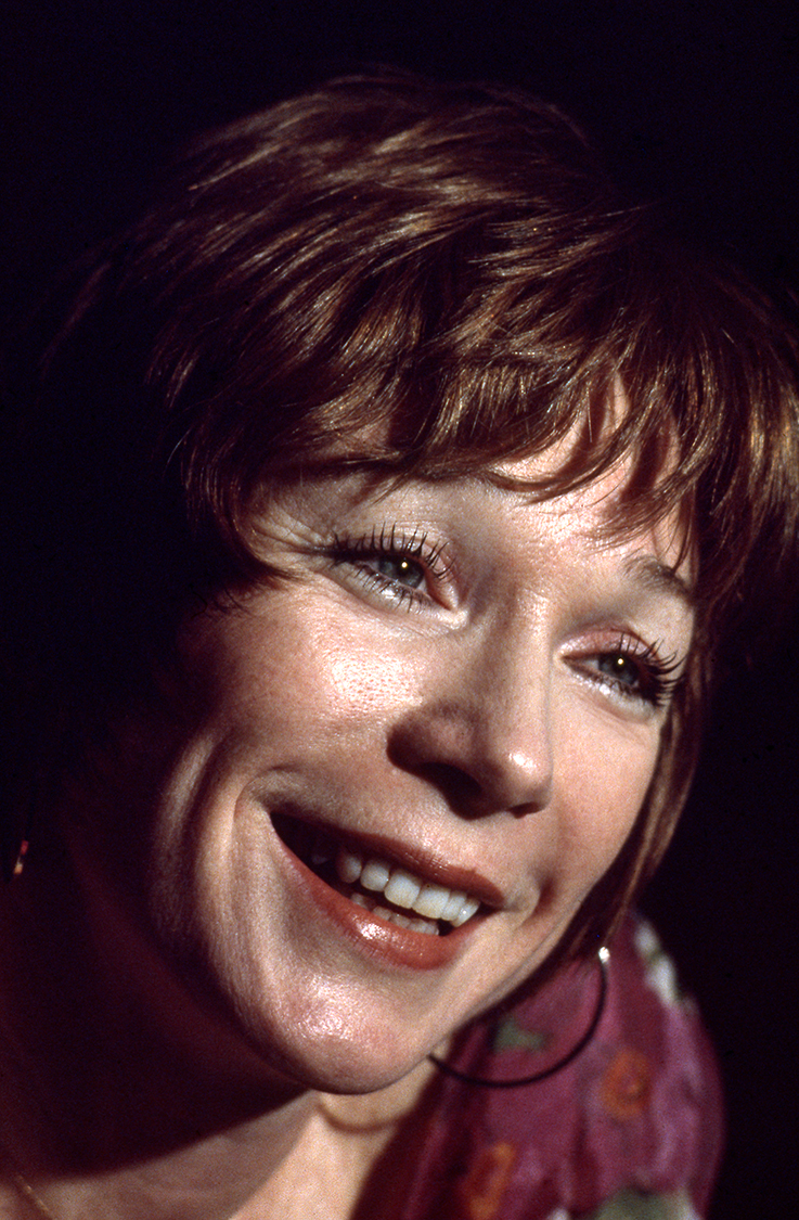 Shirley MacLaine 07